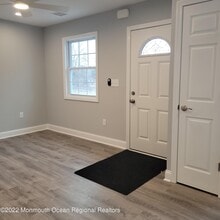 16 Lasatta Ave in Englishtown, NJ - Building Photo - Building Photo