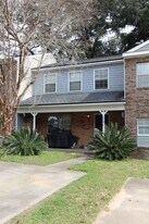 2389 Gregory Dr in Tallahassee, FL - Building Photo