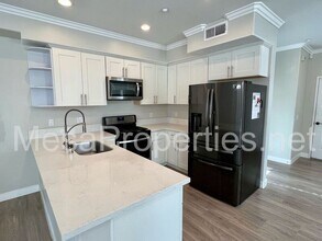 740 S Azusa Ave in Azusa, CA - Building Photo - Building Photo