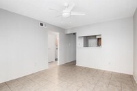 9018 Grannis St photo'