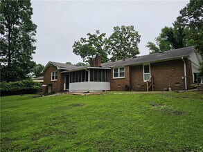 2030 Veracruz Dr SW in Snellville, GA - Building Photo - Building Photo
