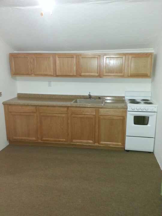 1016 Leeds Ave, Unit Upstairs apt in Baltimore, MD - Building Photo