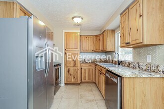 327 Bonnlyn Dr in Orange Park, FL - Building Photo - Building Photo