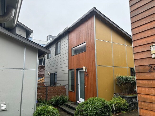 property at 2415 S Norman St