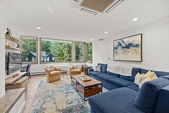 926 Waters Ave in Aspen, CO - Foto de edificio - Building Photo