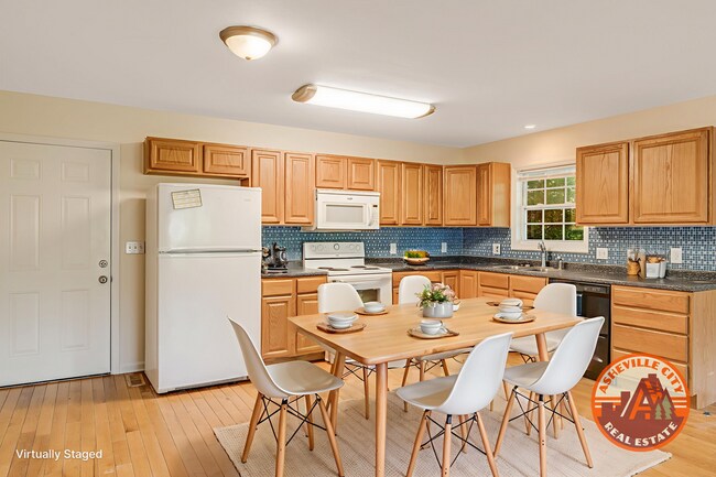 101 Kodiak Ct in Asheville, NC - Building Photo - Building Photo