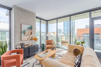 The Lindley in San Diego, CA - Foto de edificio - Interior Photo