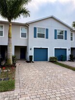 15314 Wildflower Cir in Naples, FL - Building Photo