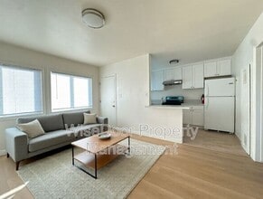 5934 D in Temple City, CA - Building Photo - Building Photo