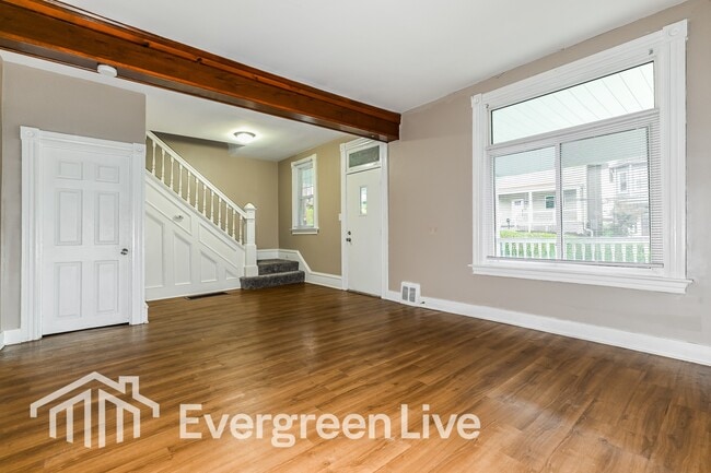 446 N School St in Pittsburgh, PA - Building Photo - Building Photo