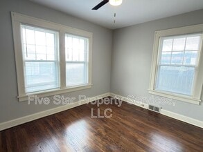 604 Bryn Mawr Blvd in Springfield, IL - Building Photo - Building Photo