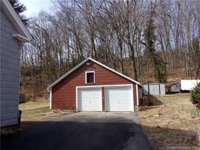 58 Furnace Ave in Stafford, CT - Building Photo - Building Photo