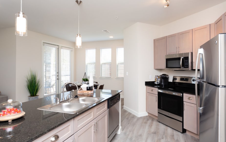 Majestic Parc in Denton, TX - Building Photo