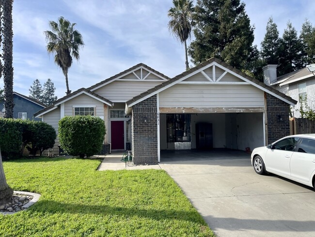 property at 6031 Creek Bend Dr