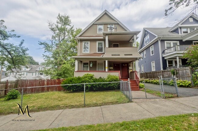 property at 98-100-100 Prospect St