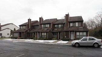 Hansens Landing in Islip, NY - Building Photo