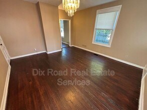 2339 Freeman Ave in Hamilton, OH - Building Photo - Building Photo