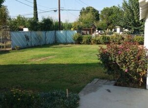 9809 Aim Ave in Bakersfield, CA - Building Photo - Building Photo