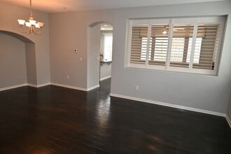 7515 Sheldon Rd in Elk Grove, CA - Building Photo - Building Photo