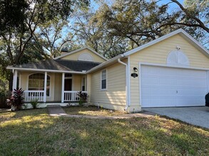 1008 Royal Oaks Dr in Apopka, FL - Foto de edificio - Building Photo