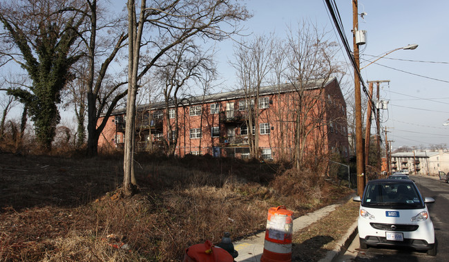 1737-1739 W St SE in Washington, DC - Building Photo - Building Photo