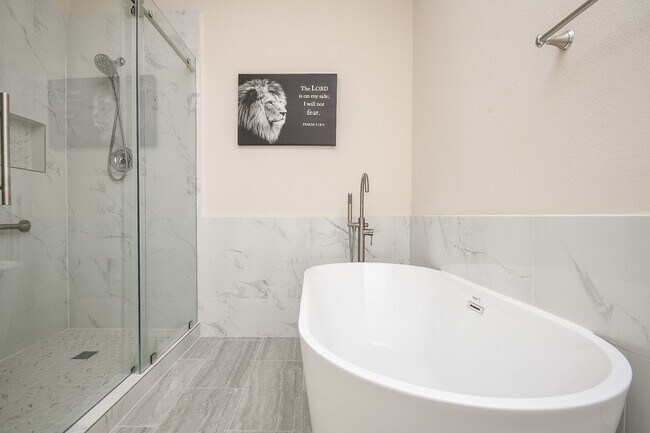 21839 Manitou Falls Ln