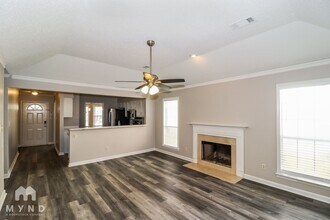 9020 Pepper Hollow Ct in Memphis, TN - Foto de edificio - Building Photo