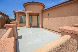 4077 Beisner St in Las Vegas, NV - Building Photo - Building Photo