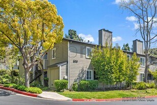 600 Canyon Oaks Dr in Oakland, CA - Building Photo