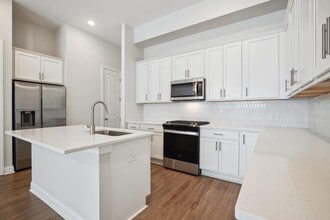 704 Stickley Oak Way in Woodstock, GA - Building Photo - Building Photo