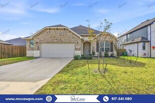 2335 High Pln Ln in Waxahachie, TX - Building Photo