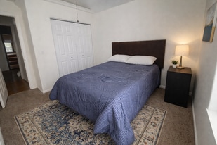 991 N 2100 W in Saint George, UT - Building Photo