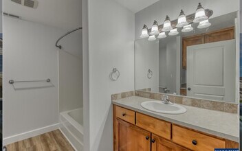 138 Weldwood Dr, Unit 138 in Lebanon, OR - Building Photo - Building Photo