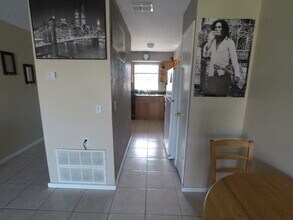 6835 Longmeade Ln in Orlando, FL - Building Photo - Building Photo