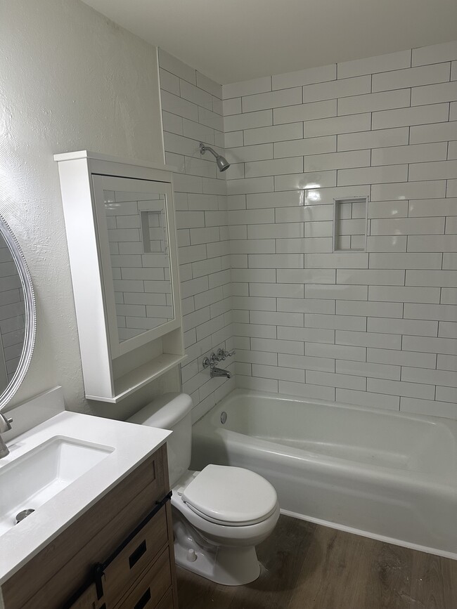 10318 Starwood Dr in Charlotte, NC - Foto de edificio - Building Photo