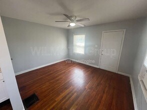 627 N Tibbs Ave in Indianapolis, IN - Building Photo - Building Photo