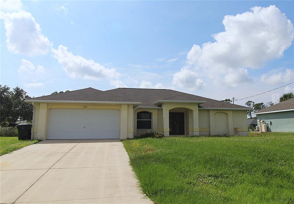 1489 Exchange Ave in North Port, FL - Building Photo