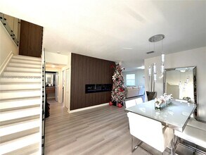 2661 SE 24th Ct in Homestead, FL - Building Photo - Building Photo