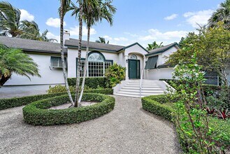 5 N Beach Rd in Hobe Sound, FL - Building Photo - Building Photo