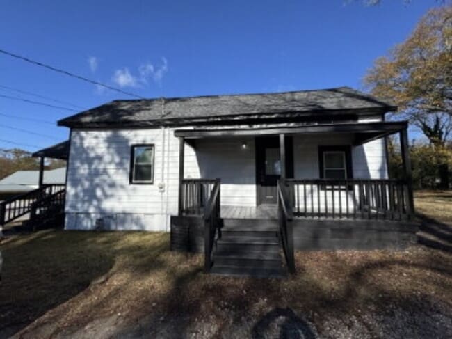 238 Samuel L Johnson Dr in Jackson, GA - Building Photo - Building Photo