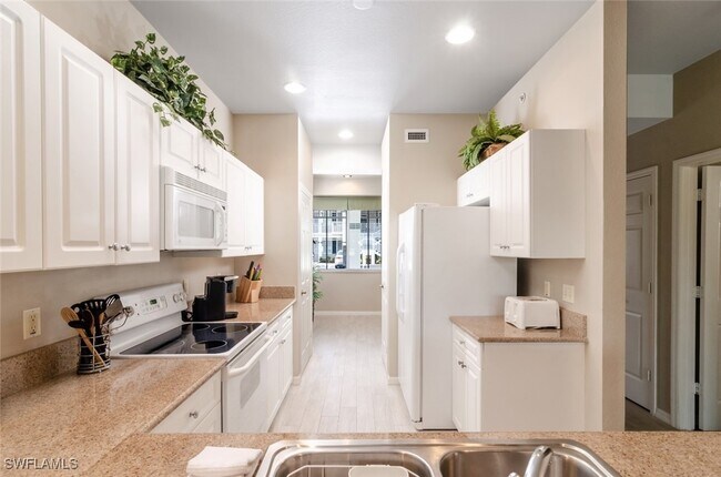 7920 Mahogany Run Ln in Naples, FL - Building Photo - Building Photo