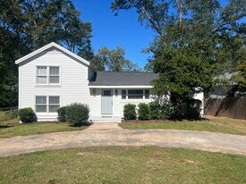 12a Amherst Ave in Greenville, SC - Building Photo