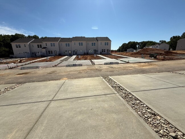 3368 Hill Rd in Richmond, VA - Building Photo - Building Photo