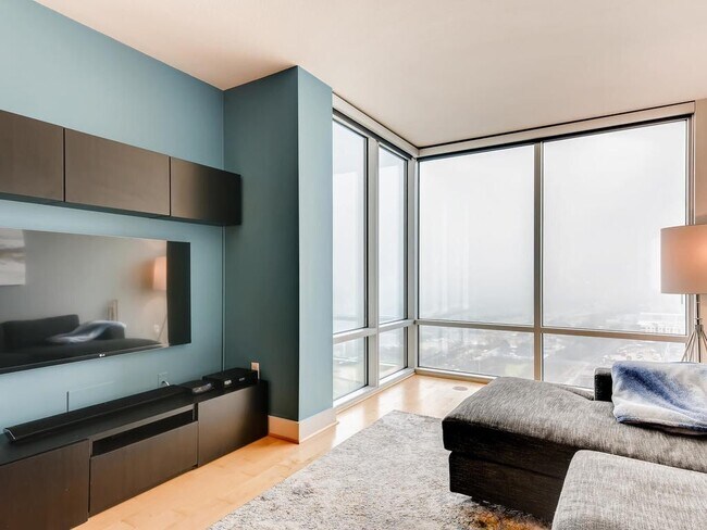 300 Bowie St, Unit 2904 in Austin, TX - Building Photo - Building Photo