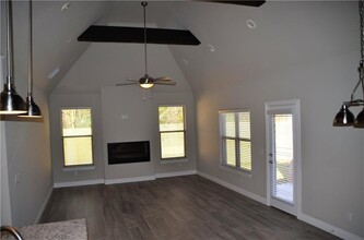 1800 SW Riverstone Rd in Bentonville, AR - Building Photo - Building Photo