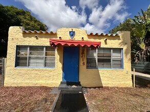 216 SW 2nd Ave in Delray Beach, FL - Building Photo - Building Photo