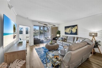 6549 Marissa Loop in Naples, FL - Building Photo - Building Photo