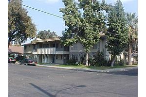 524 S Encina in Visalia, CA - Building Photo - Building Photo