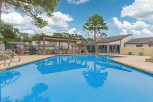 Kendall Manor Apartments in Houston, TX - Building Photo