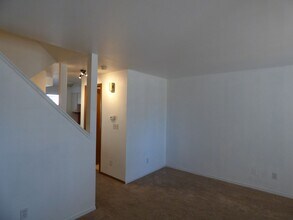 2049 Estes Ln in Longmont, CO - Building Photo - Building Photo